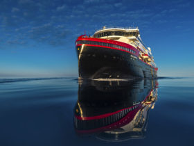 Hurtigruten's Roald Amundsen