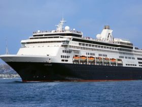 Holland America's Veendam